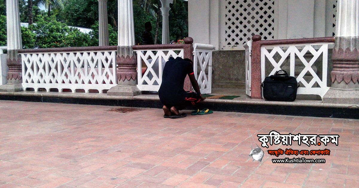 চরণ পাই যেন কালা-কালে