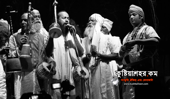 কোথায় খোদা কোথায় সেজদা করছো সদাই