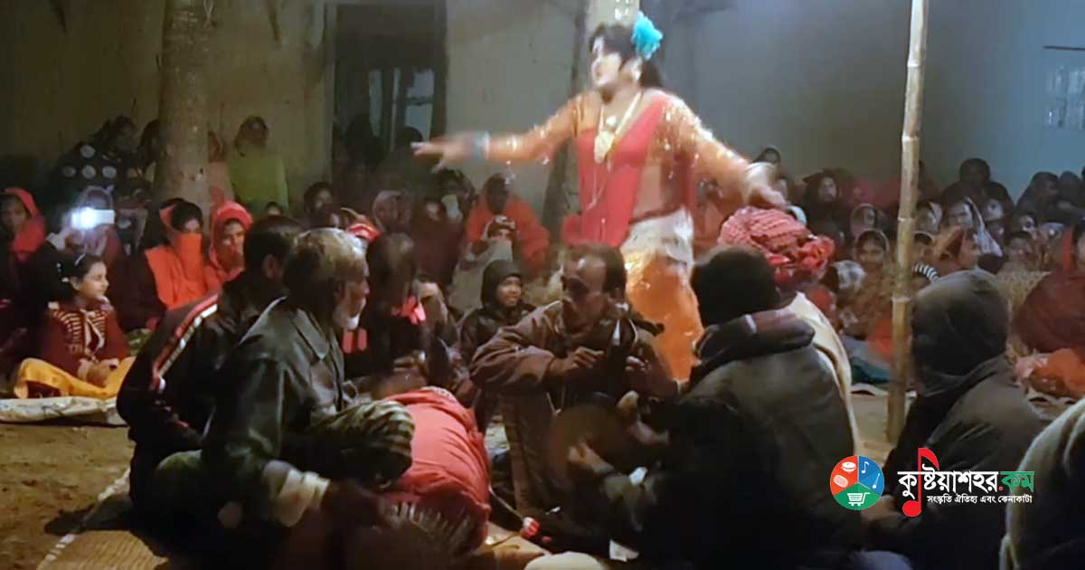 ঐতিহ্যবাহী মাদার গান
